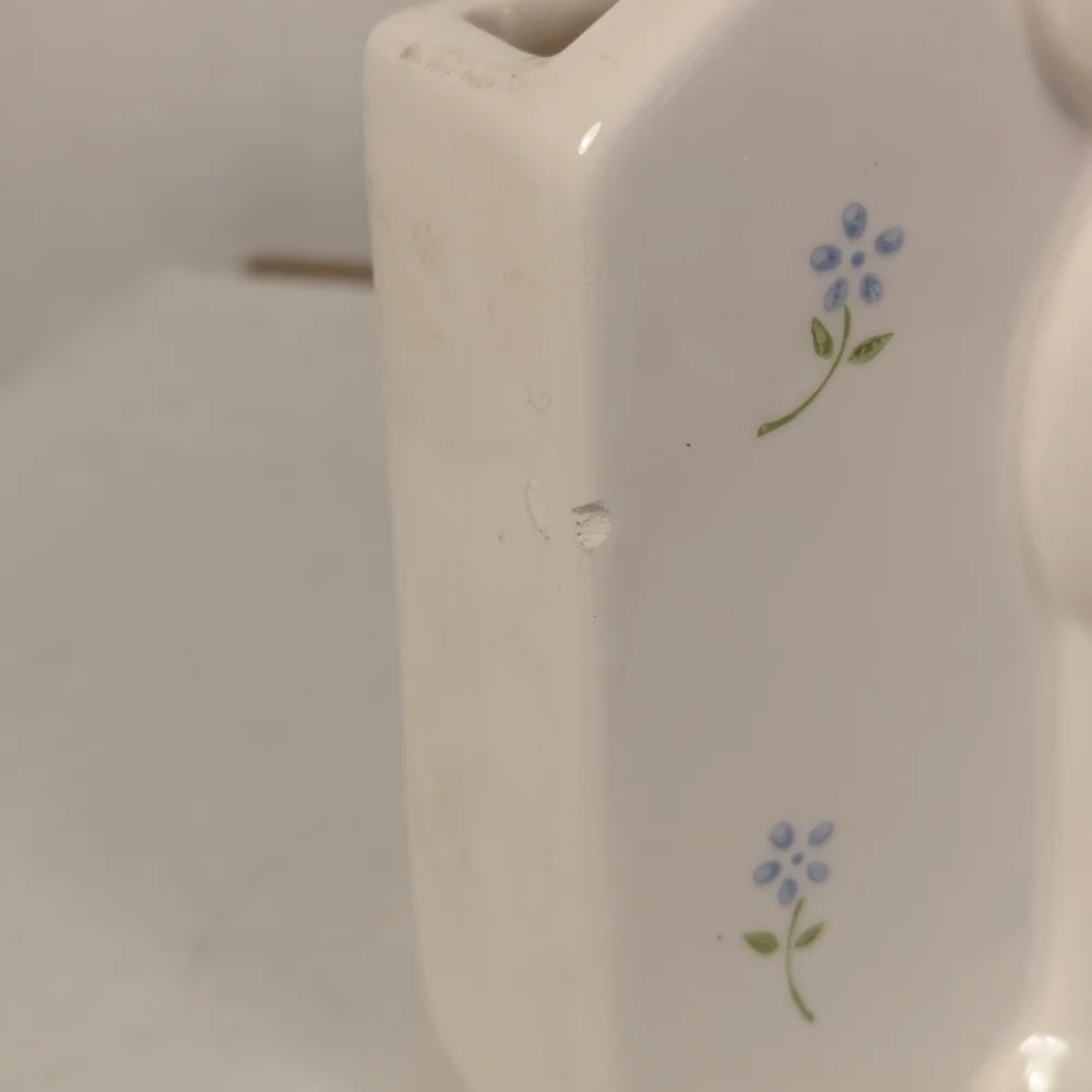 Ceramic Cat pen/ make up/ stationary Holder with Blue Accents by Otagiri